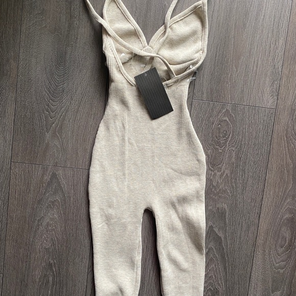 Australian Romper - Picture 3 of 4